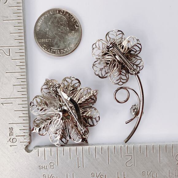 VTG Mid Century Brooch Red White Blue Glass Floral Lot Silver Tone 50s 60s Pin - Picture 10 of 11